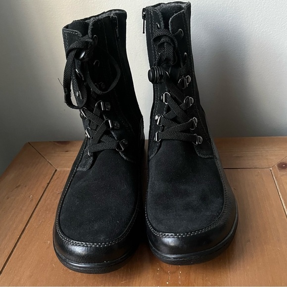 Clarks Women's Kearns Sirena Ankle Boot Black Suede Leather 11 - Picture 3 of 12